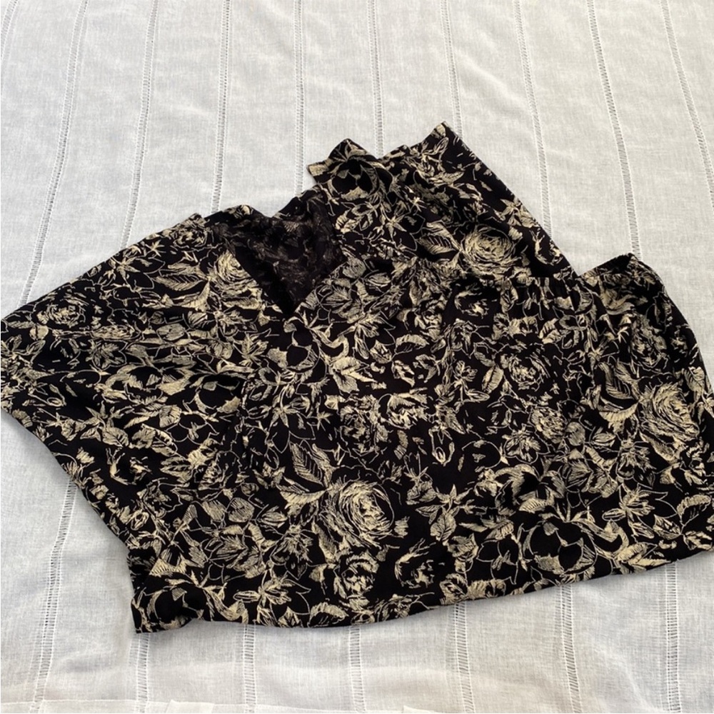 Clio Black and Cream Floral Maxi Skirt - Picture 11 of 11